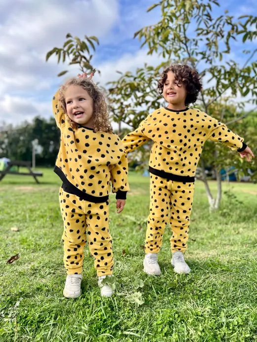 Yellow polka-dot childrenswear tracksuit
