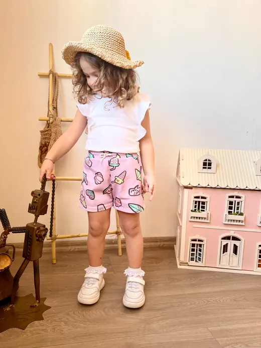 Pink printed childrenswear T-shirt and shorts set