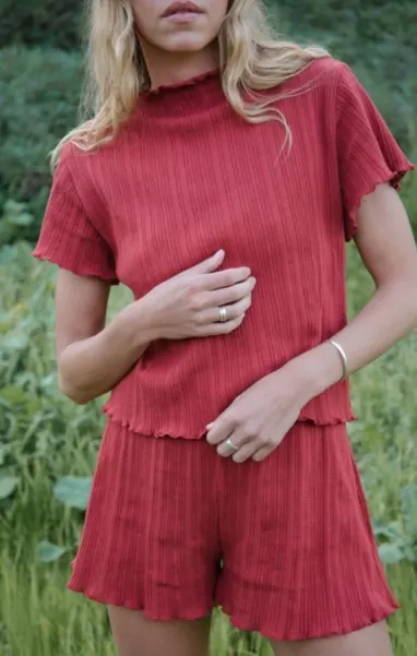 Rose ribbed womenswear top and shorts set