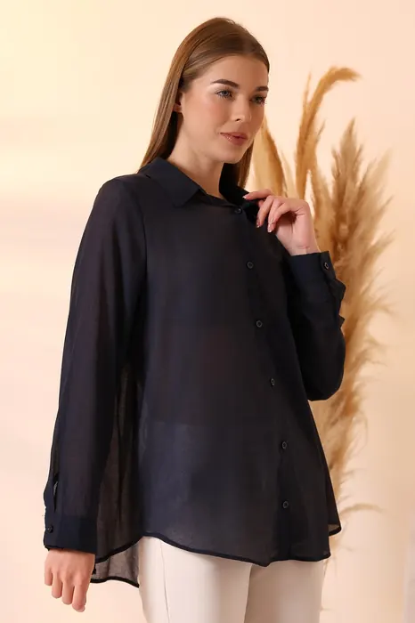 Black hooded womenswear shirt jacket